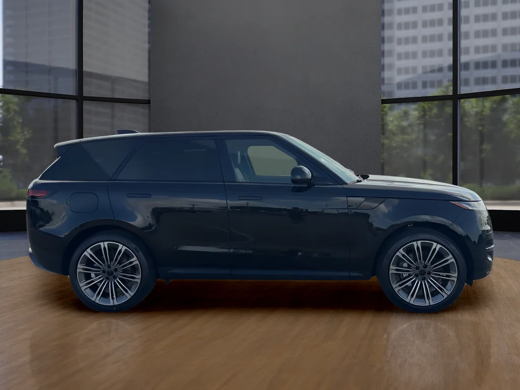 New 2026 Black Land Rover SE image 4