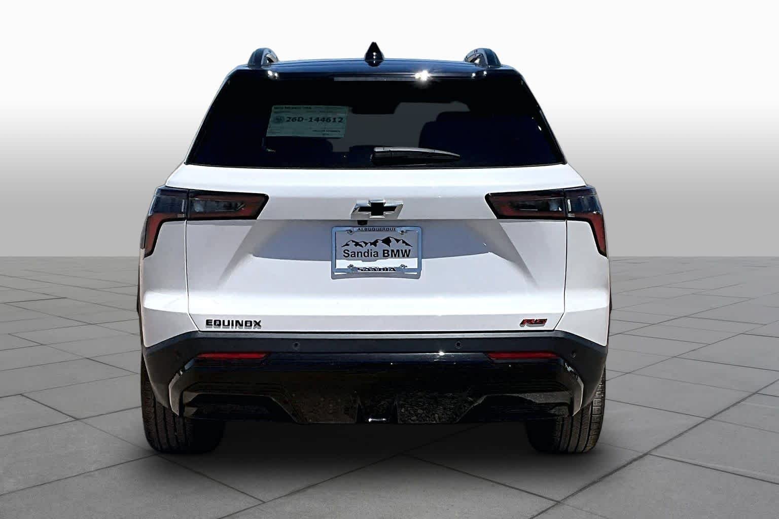Used 2025 Iridescent Pearl Tricoat Chevrolet FWD RS image 4