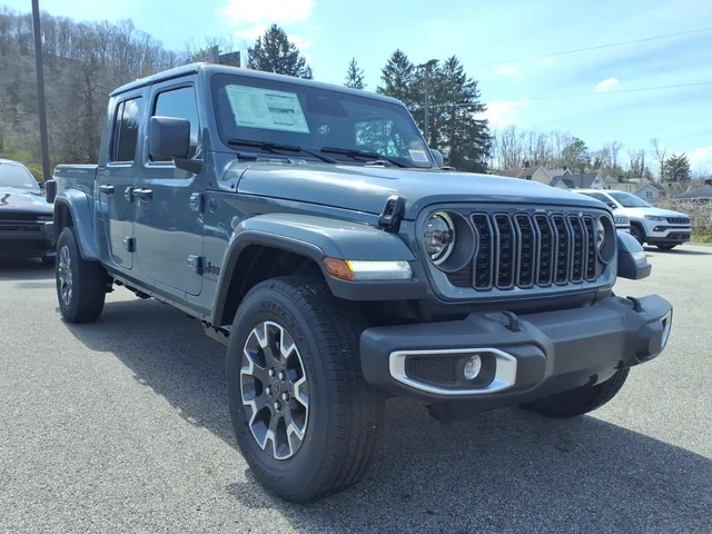 2026 Jeep Gladiator Sahara