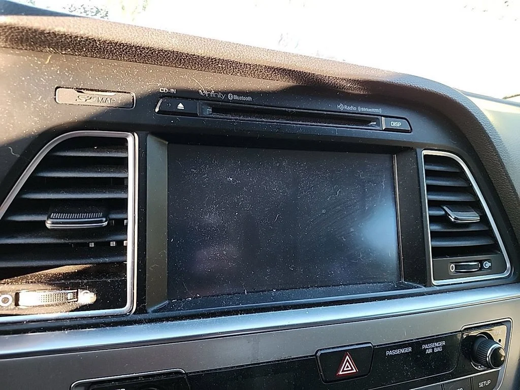 Used 2017 Gray Hyundai Limited image 39