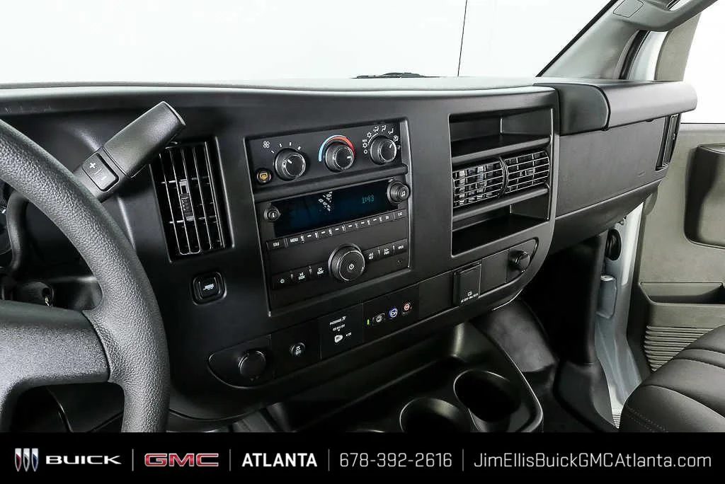 New 2025 Summit White GMC Work Van image 12