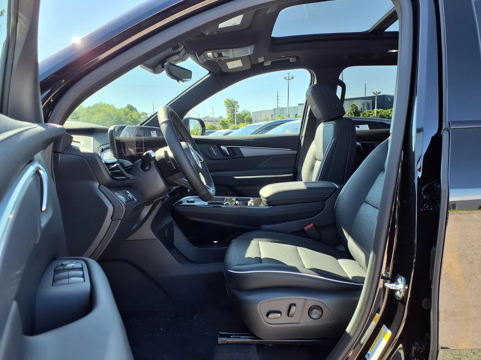 2026 Buick Enclave Sport Touring - Photo 17