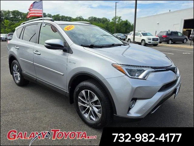 2017 Toyota RAV4 Hybrid XLE