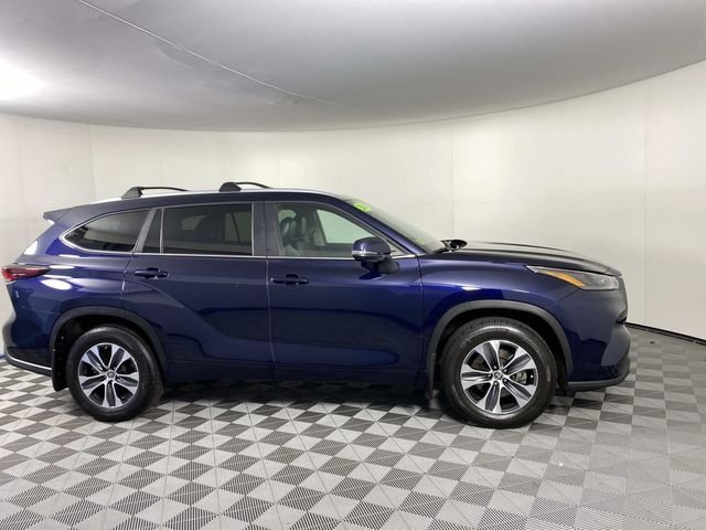 Used 2024 Blue Toyota XLE image 10