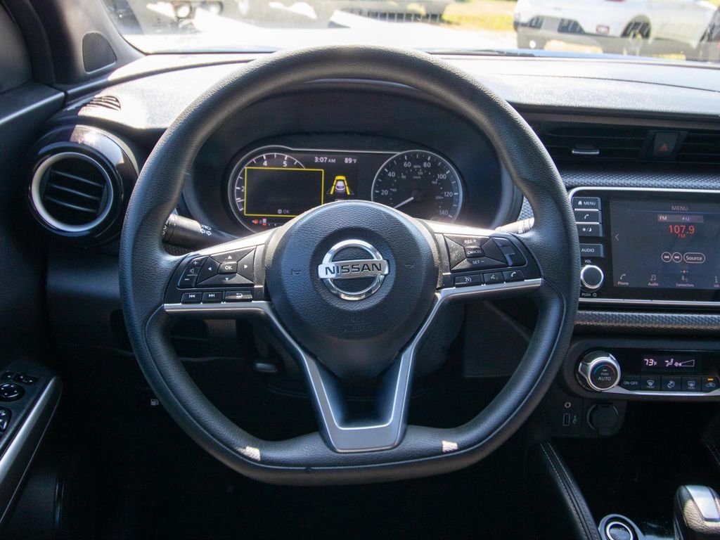 Used 2020 Blue Nissan SV image 24