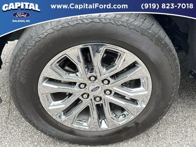 Used 2025 Blue Ford XLT image 13