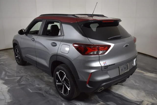 Used 2023 Gray Chevrolet RS image 7
