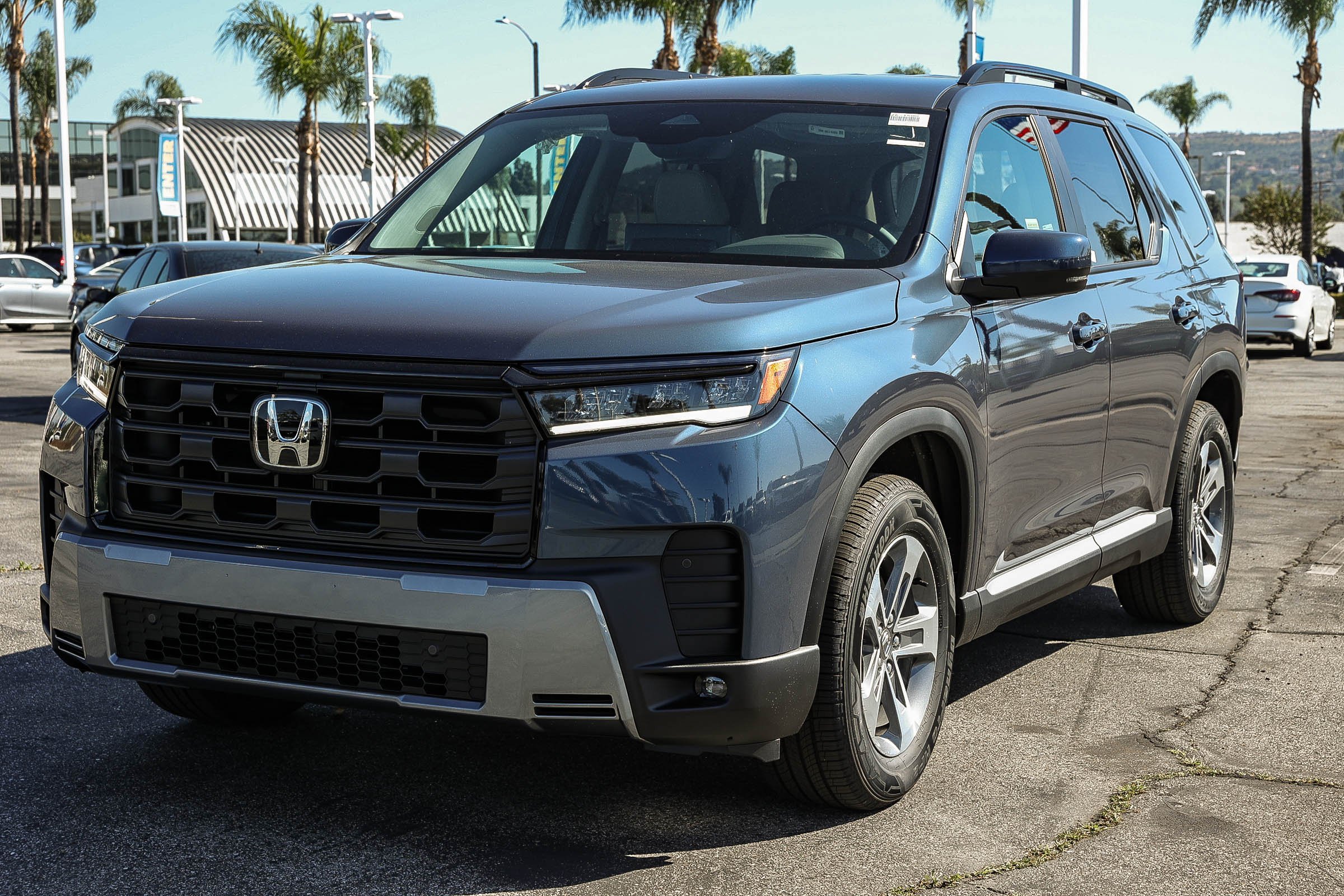 New 2026 Smoke Blue Pearl Honda EX-L 2WD image 3