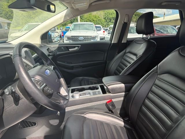 Used 2024 Blue Ford SEL image 18