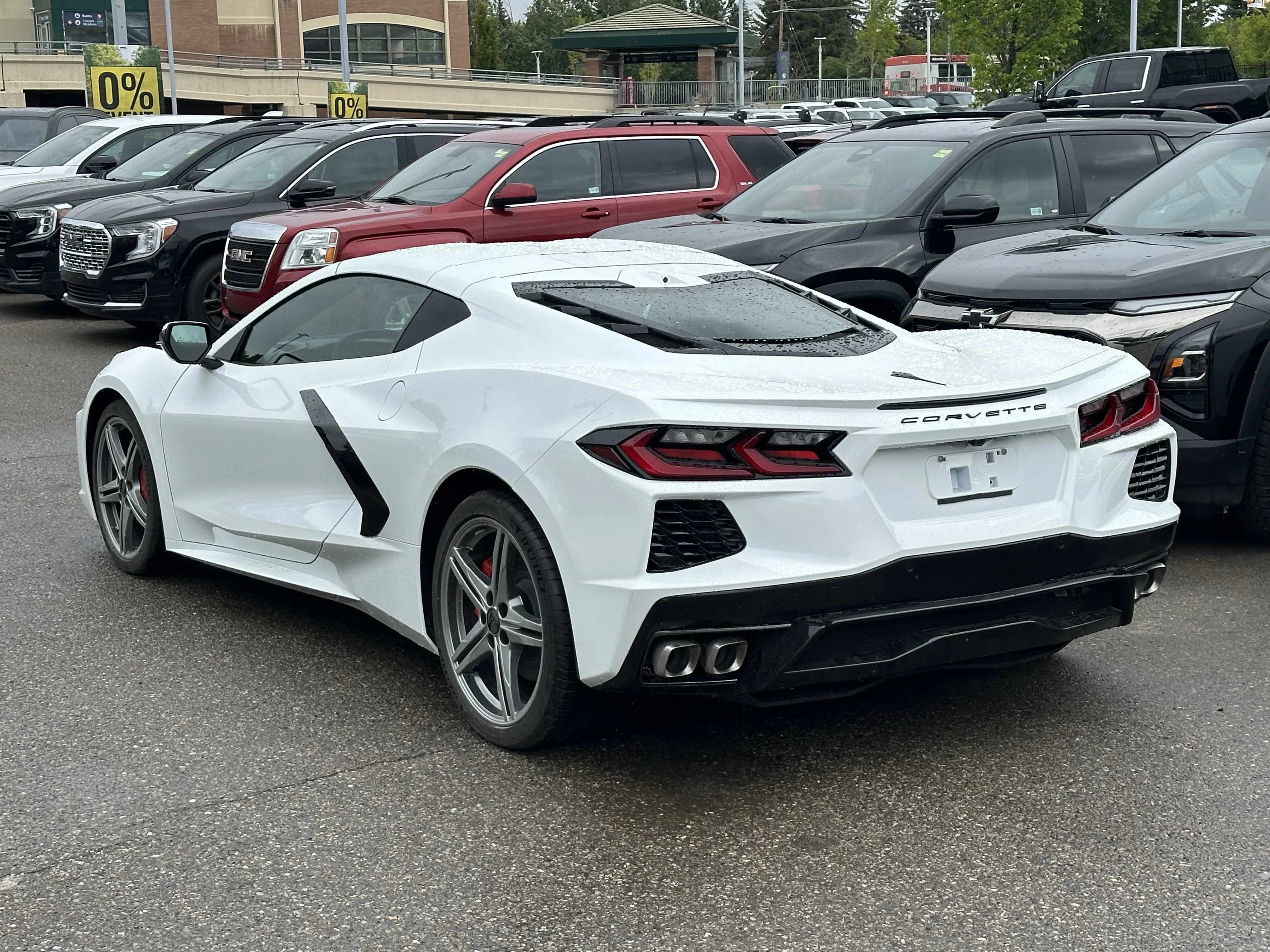 New 2026 Arctic White Chevrolet 1LT image 4