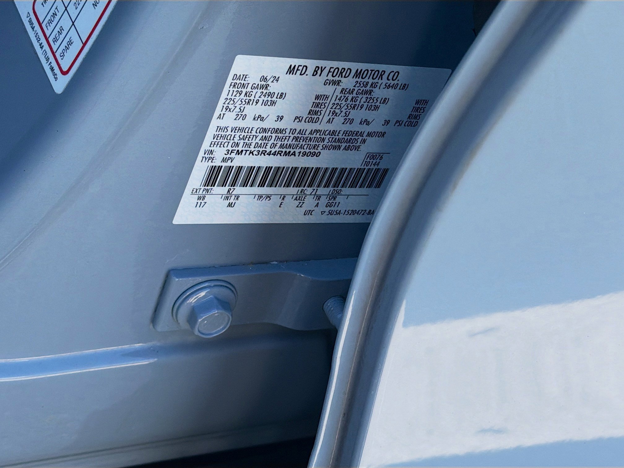 Used 2024 Gray Metallic Ford Premium image 36