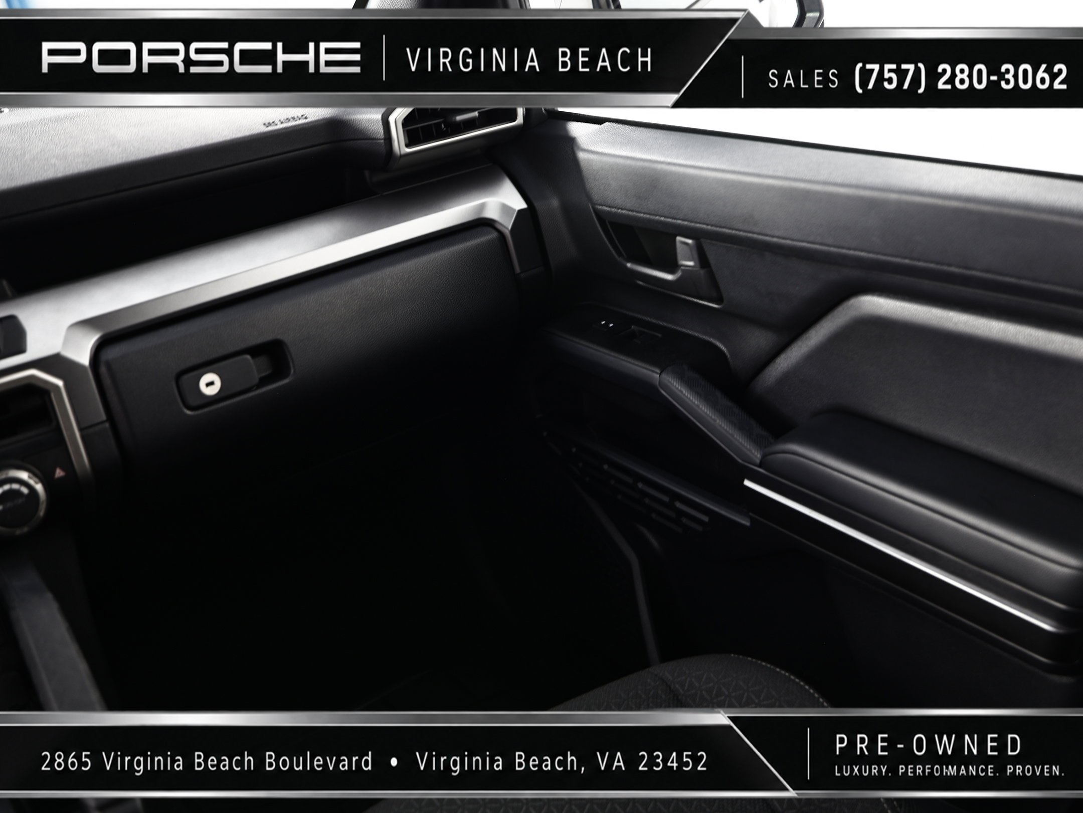 Used 2025 White Toyota SR5 image 30