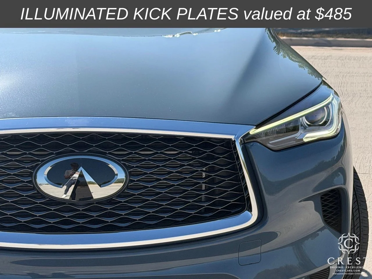 Used 2025 Slate Gray INFINITI LUXE image 3