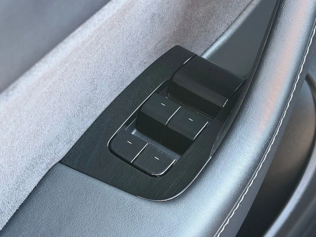 Used 2020 White Tesla Long Range image 19
