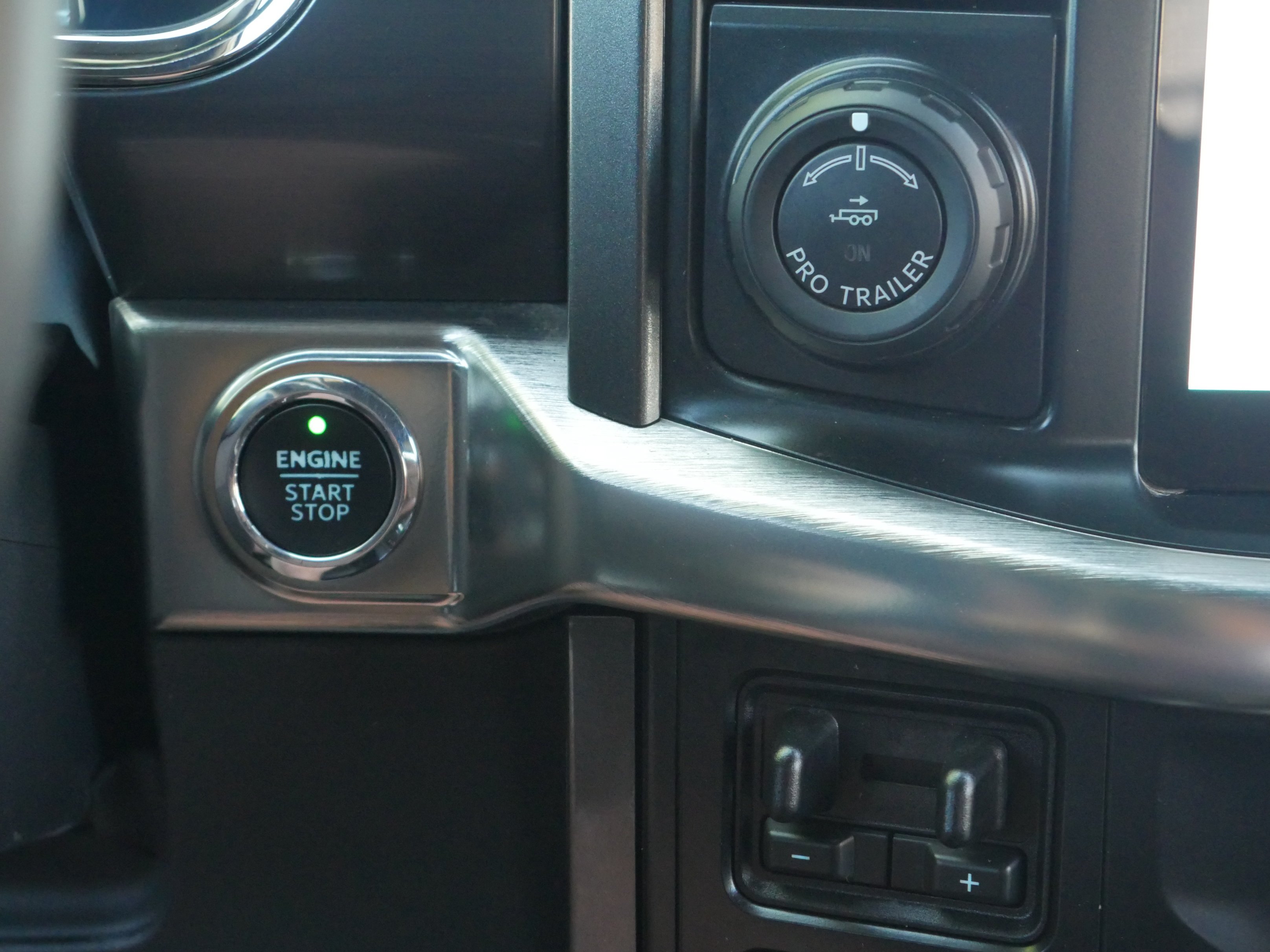 Certified Used 2023 Atlas Blue Metallic Ford LARIAT image 8