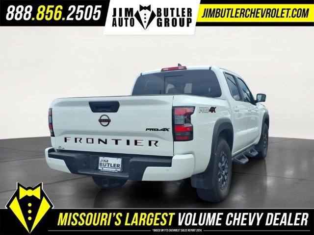 Used 2023 White Nissan Crew Cab PRO-4X 4x4 image 23