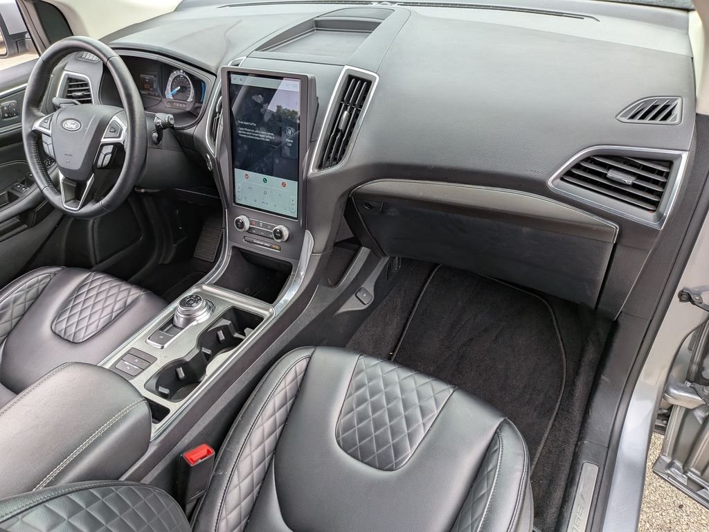Used 2024 Silver Ford Titanium image 31