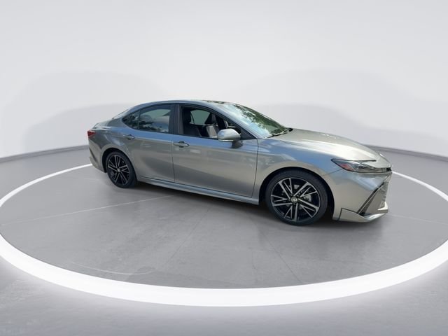 2025 Toyota Camry XSE - Photo 9