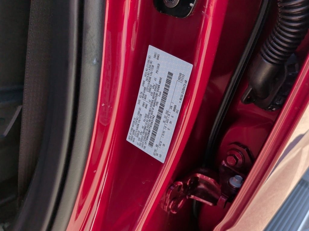 New 2026 Ruby Red Metallic Tinted Clearcoat Ford F-250® Lariat® image 51