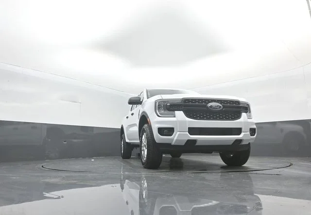 New 2026 White Ford XL image 33