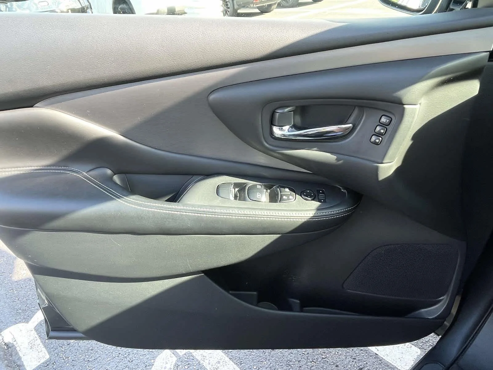 Used 2020 Gun Metallic Nissan SL image 29