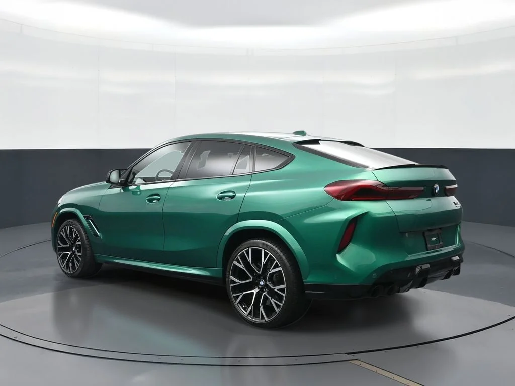 Used 2024 Green BMW Base image 3