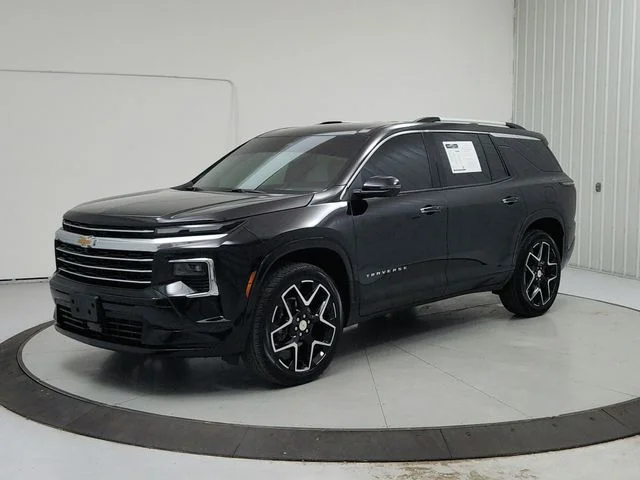 Used 2026 Black Chevrolet High Country image 3