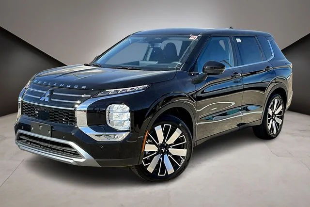 2026 Mitsubishi Outlander SE S-AWC's photo