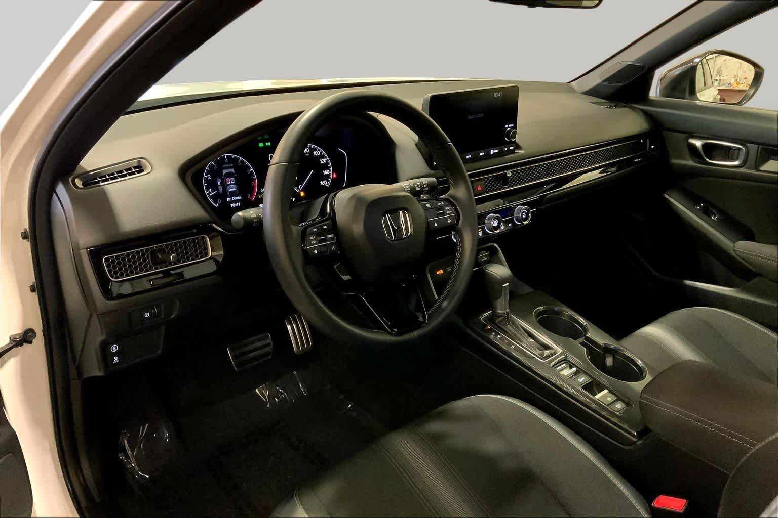Used 2024 Platinum White Pearl Honda Sport image 31