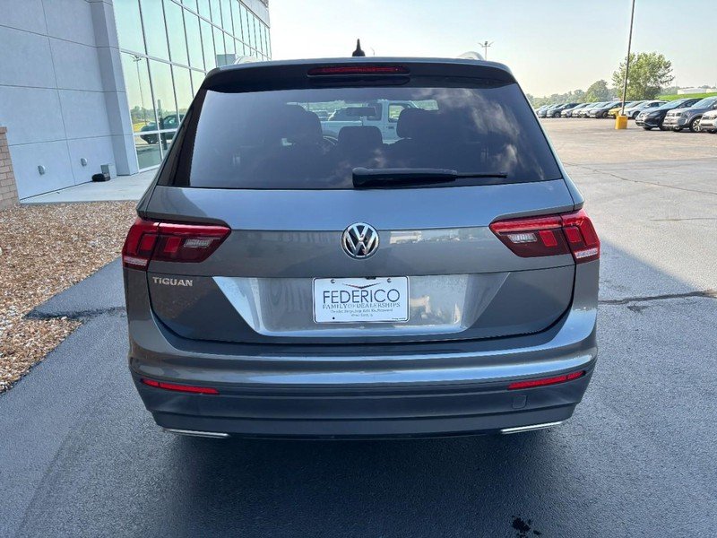 Used 2020 Platinum Gray Metallic Volkswagen 2.0T S FWD image 4