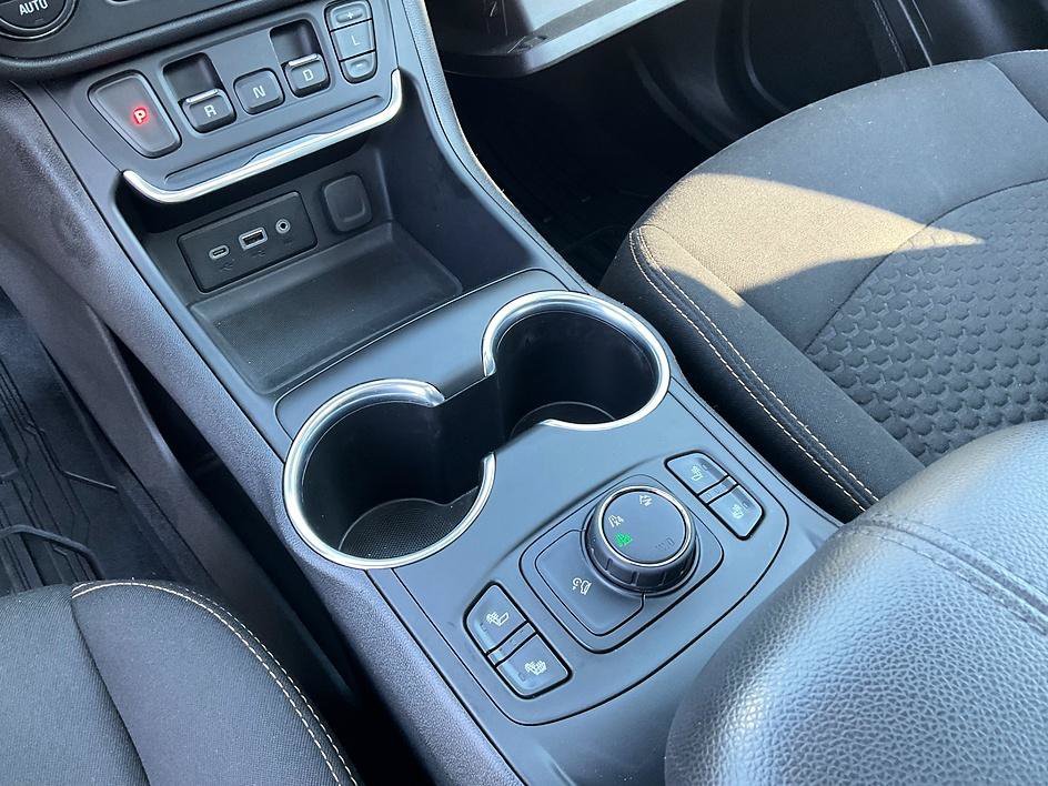 Used 2019 Gray GMC SLE image 26