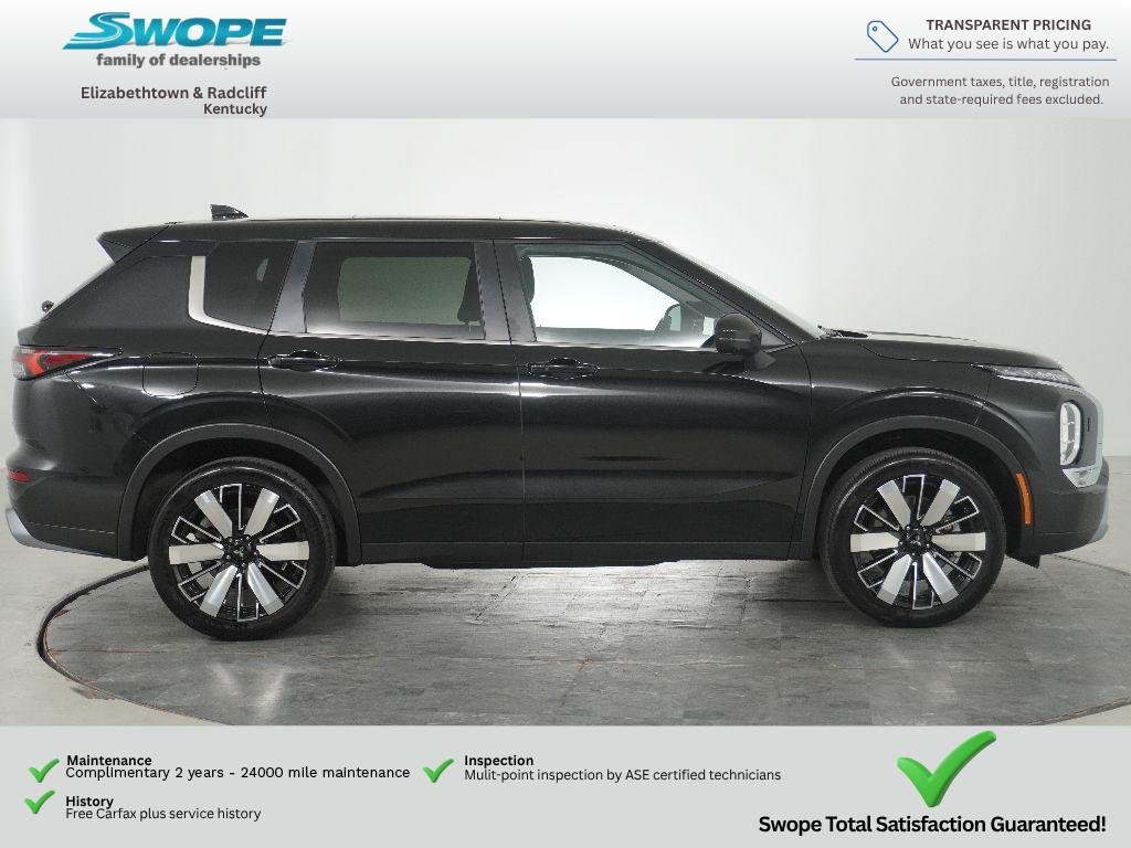 Certified Used 2025 BLACK Mitsubishi SE image 2