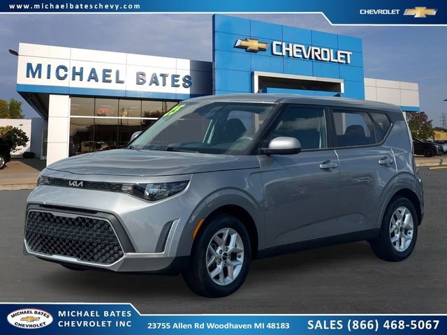 2025 Kia Soul 2.0L LX IVT's photo
