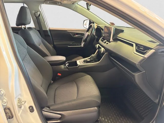 Used 2023 White Toyota XLE image 16
