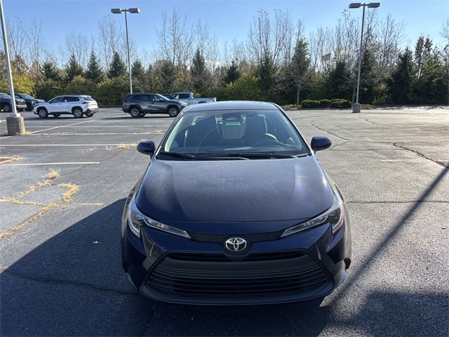 2026 Toyota Corolla LE photo 4