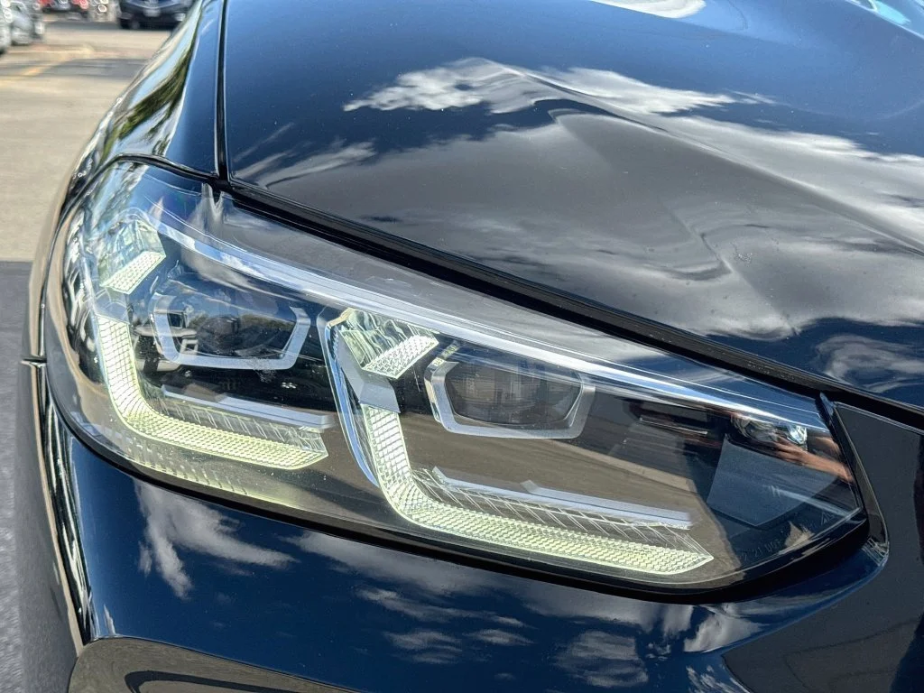 Used 2023 Black BMW xDrive30i image 40