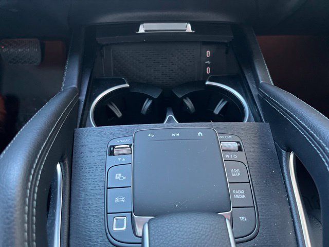 Used 2025 Obsidian Black Metallic Mercedes-Benz GLE 450 image 17