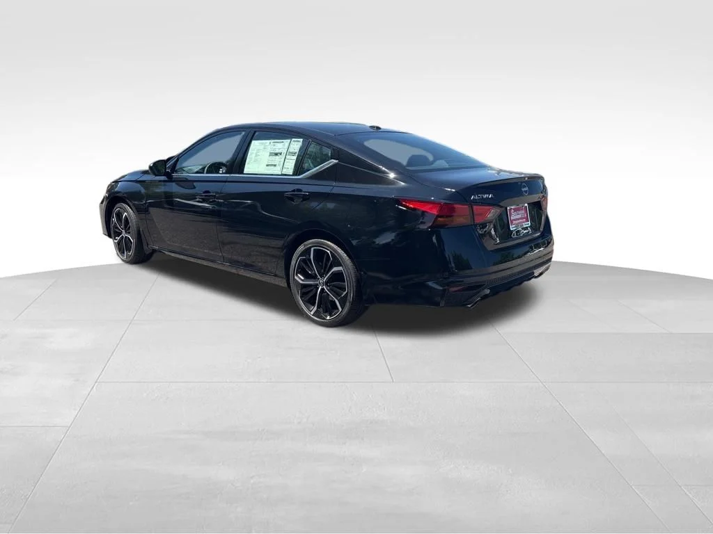 New 2026 Super Black Nissan SR image 2