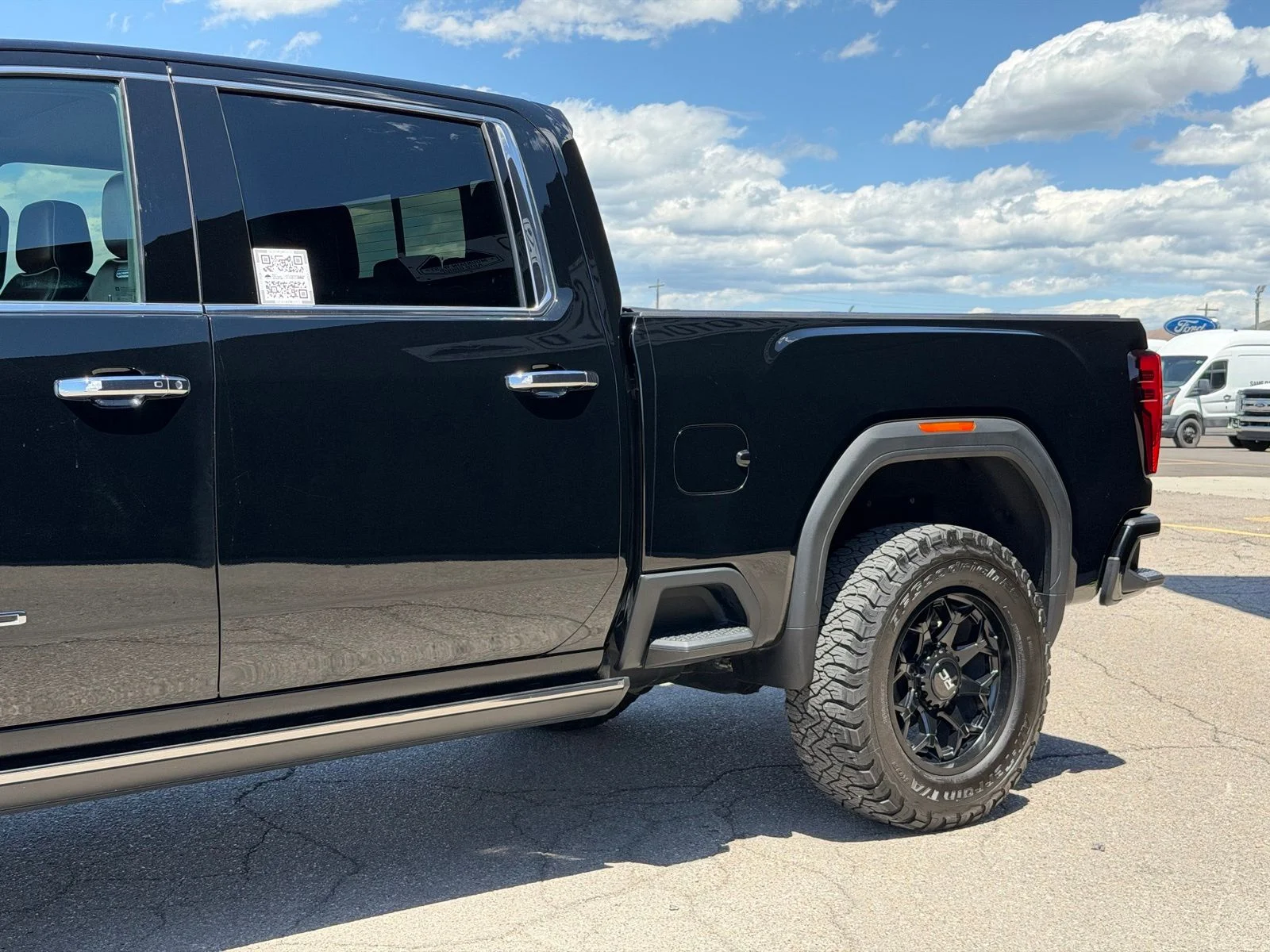 Used 2025 Black GMC Denali Ultimate image 13