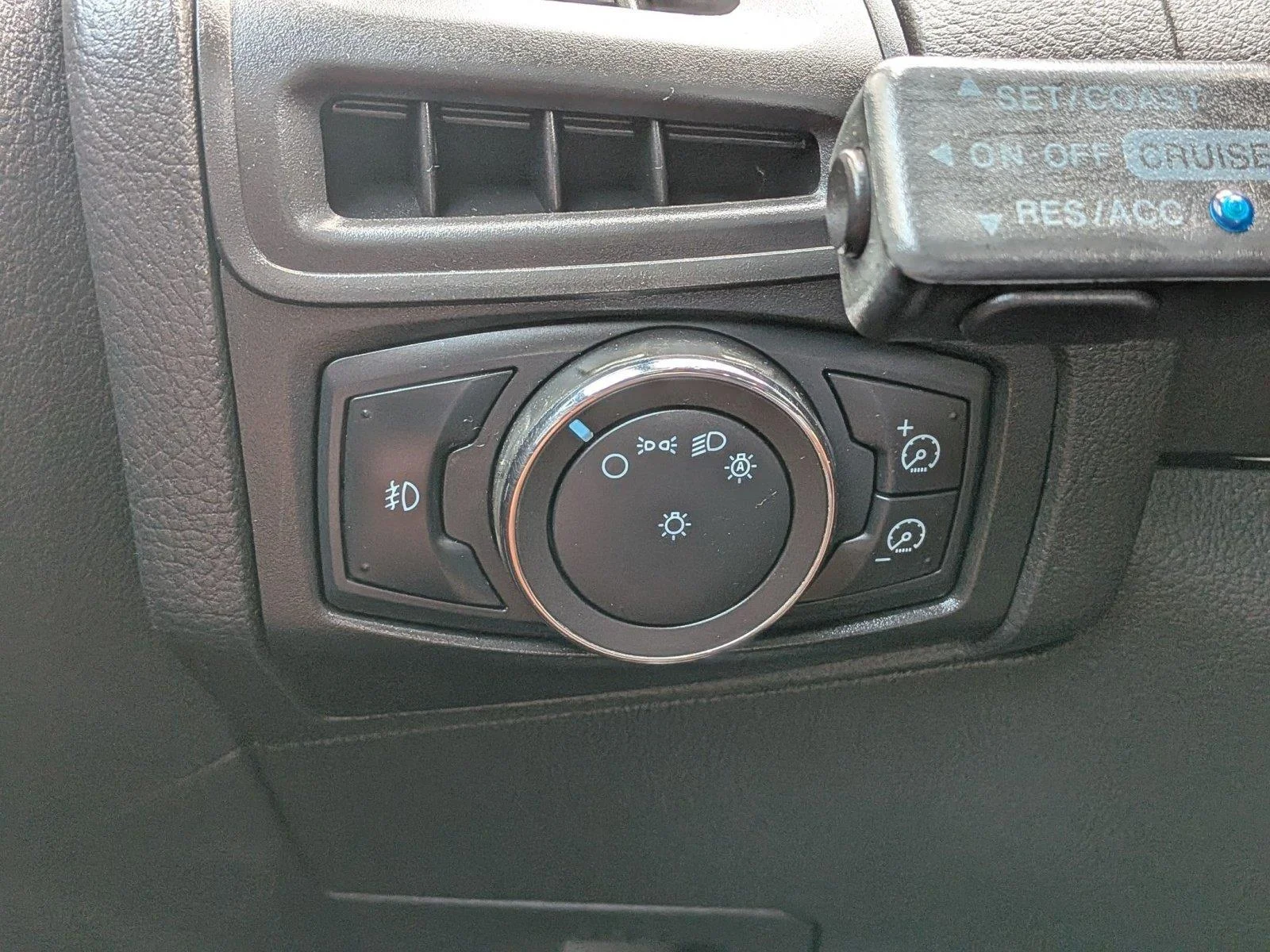 Used 2012 Sterling Gray Metallic Ford SE image 16