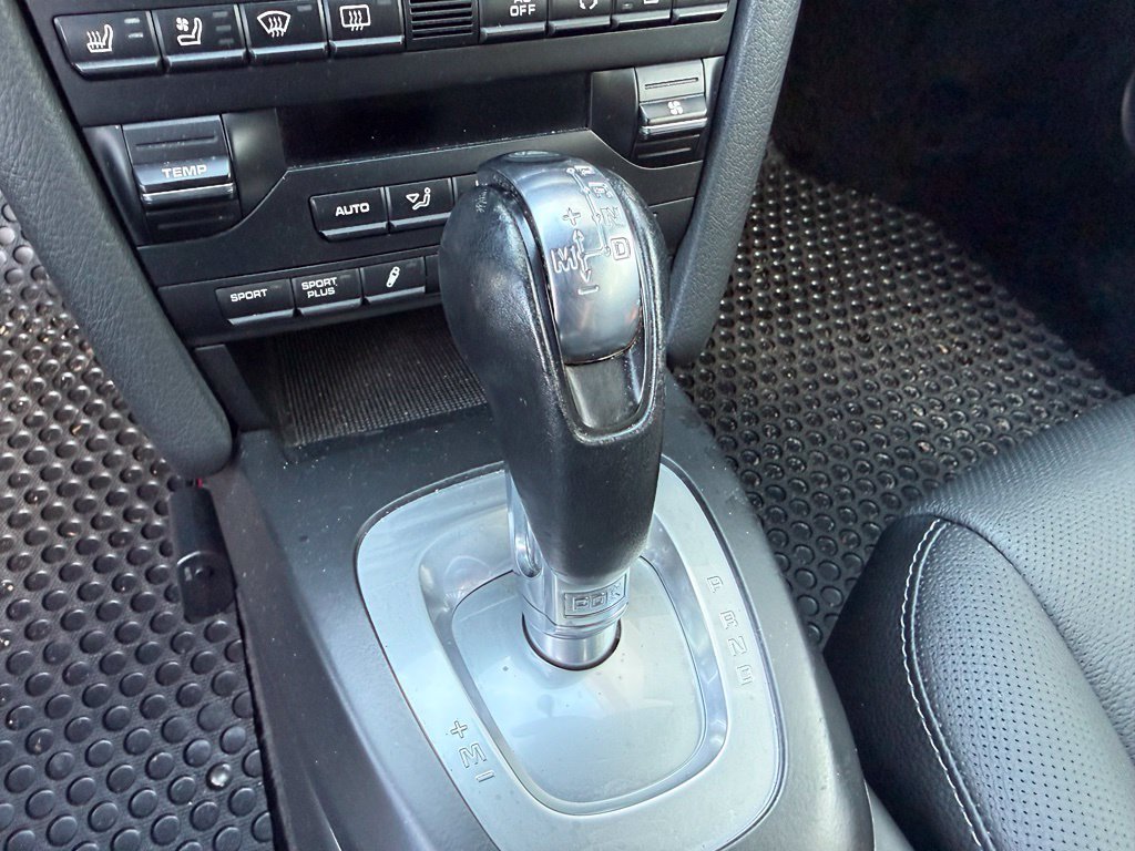 Used 2011 Gray Porsche Carrera image 21