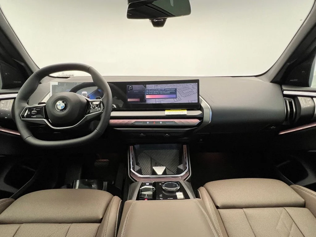 New 2026 Alpine White BMW 30 xDrive image 10