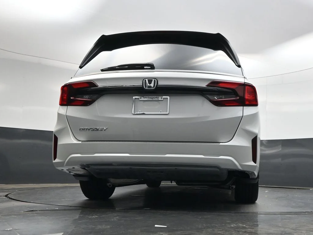 New 2026 Platinum White Pearl Honda EX-L image 33