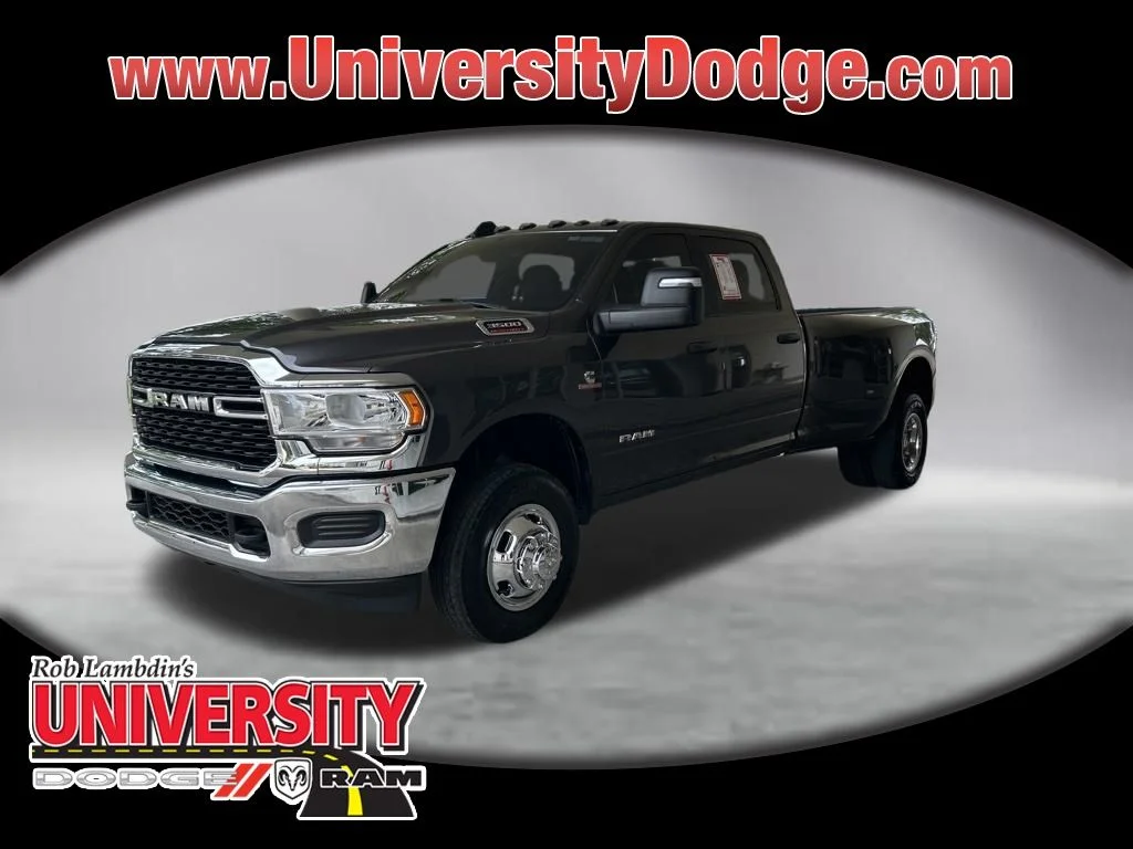 2023 RAM 3500 Big Horn 4X4 Crew Cab LWB's photo