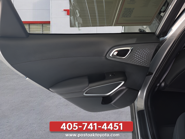 2025 Kia Soul LX - Photo 23
