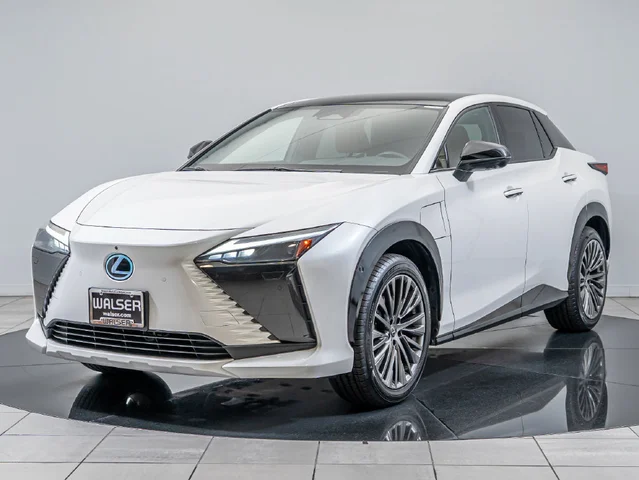 2023 Lexus RZ 450e Luxury
