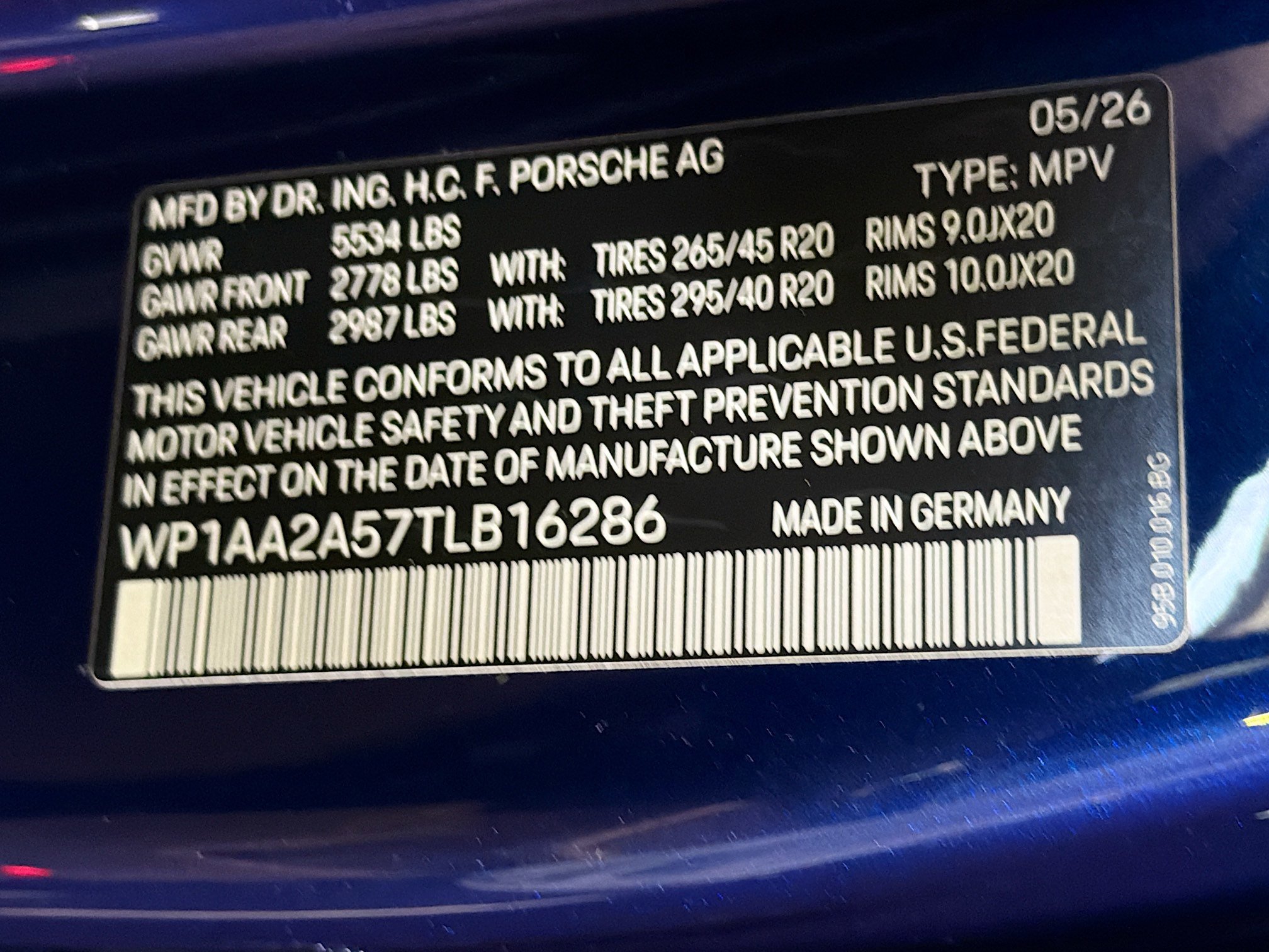 New 2026 Gentian Blue Metallic Porsche  image 42