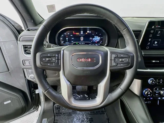 Used 2023 Silver GMC SLT image 12