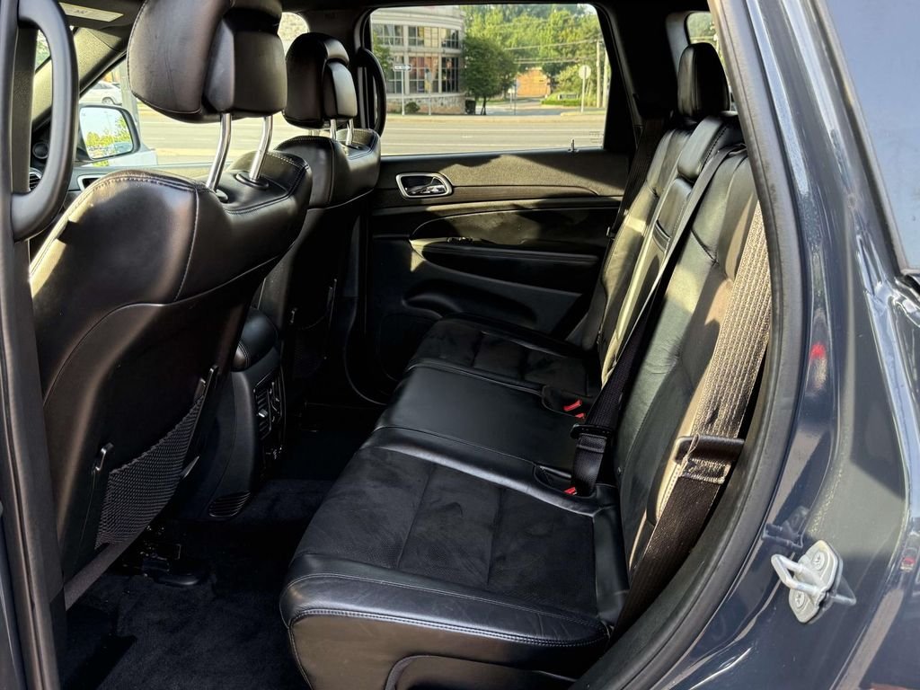 Used 2018 Black Jeep Altitude image 14