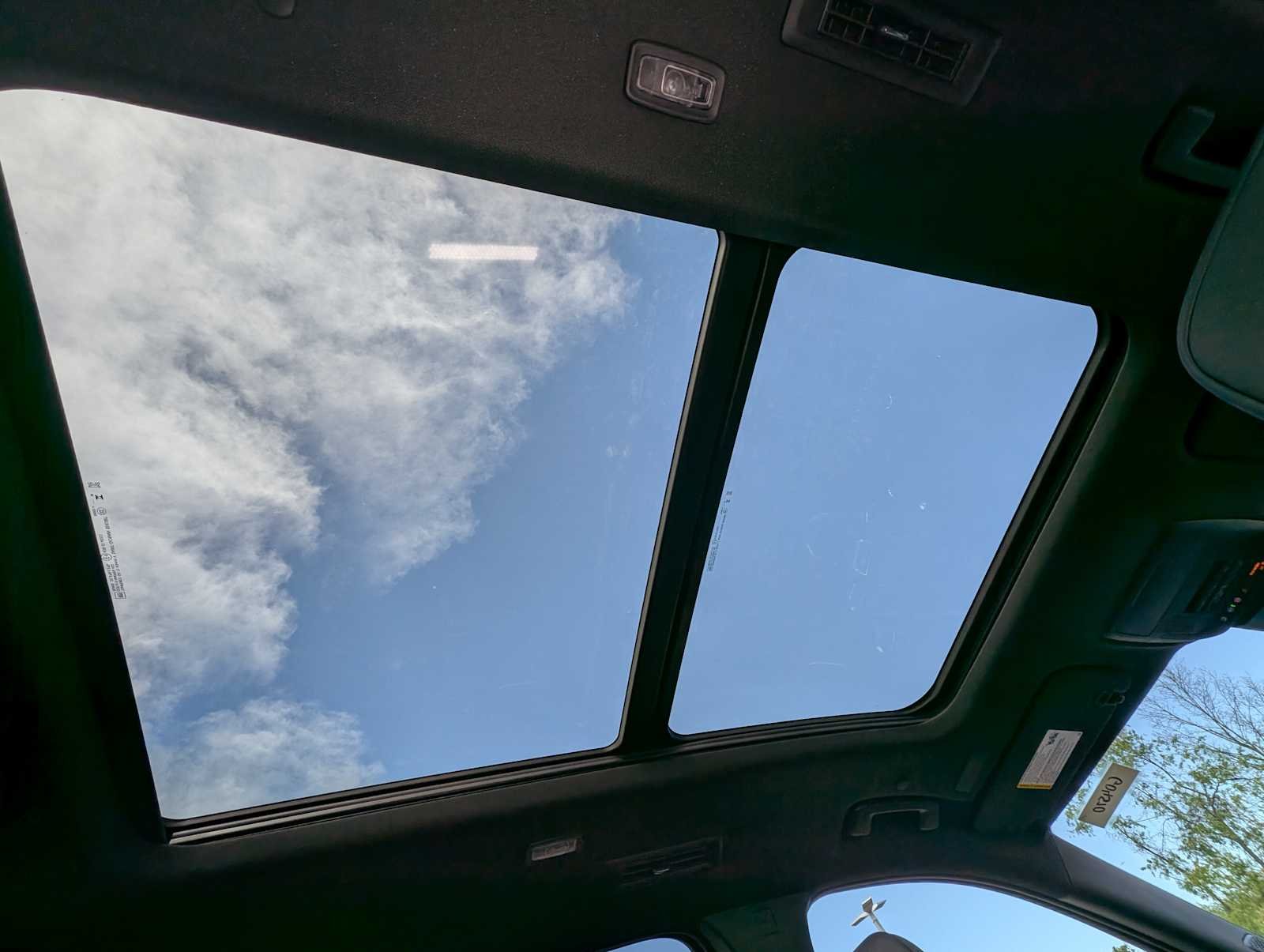2026 GMC Acadia AT4 - Photo 16